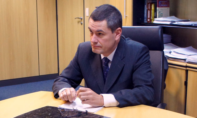 Valeixo é exonerado do comando da PF. Moro deixa Ministério