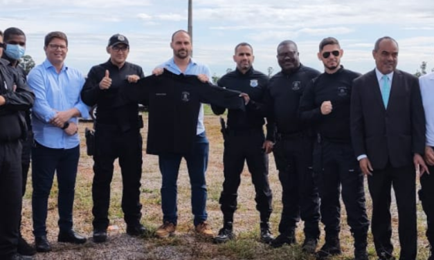 DEPEN convida SinpecPF e FENAPRF para encontro com Eduardo Bolsonaro